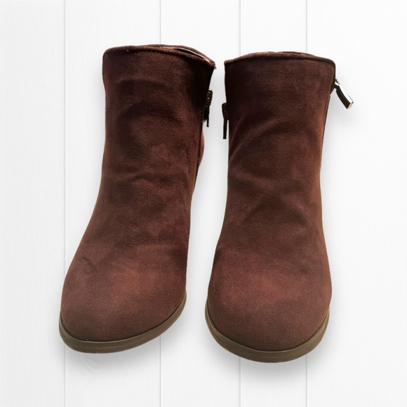 Style & Co Jamila Zip Boot In Oak 5.5 M - Picture 2 of 7